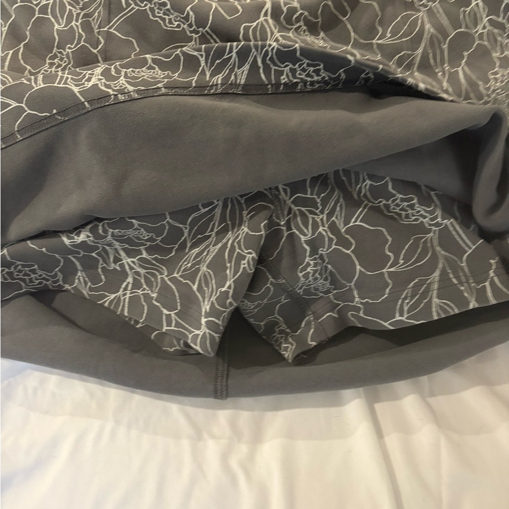 Floral patterned Skort - Picture 2 of 6